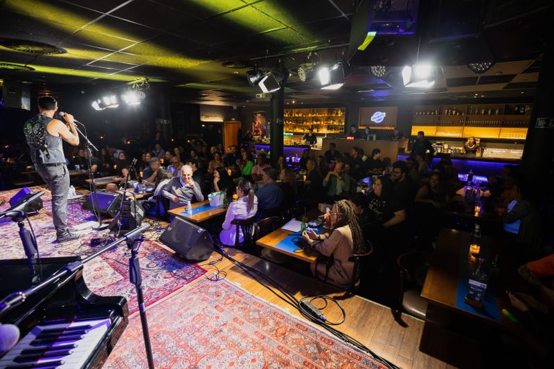 Live music night event at Via 313 Houston restaurant